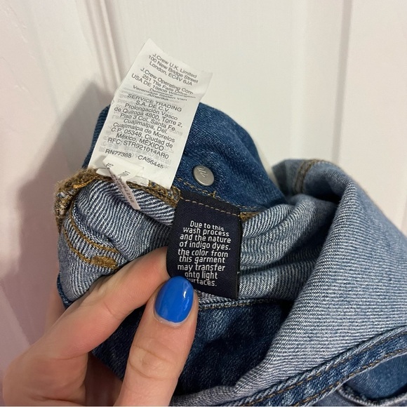 Madewell Adirondack Short Overalls in Denville Wash - Picture 7 of 8